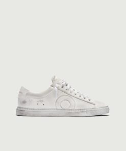 Low 1 | White Wall (Orthopedic)