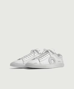 Alternative view of Low 1 | White Wall