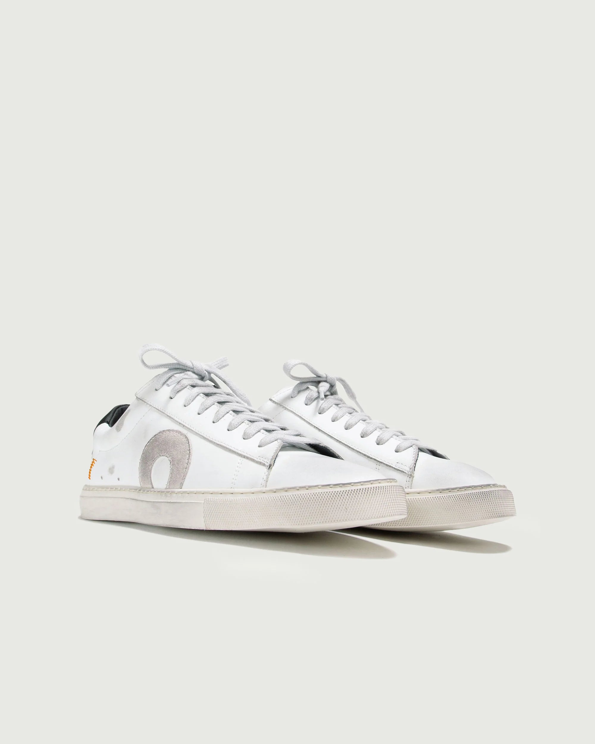 Low 1 | Tigger - Image 2